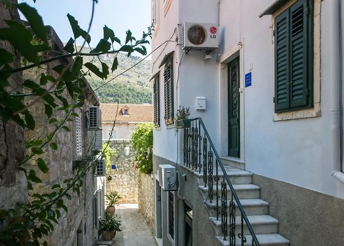 Apartment Zora Old Town